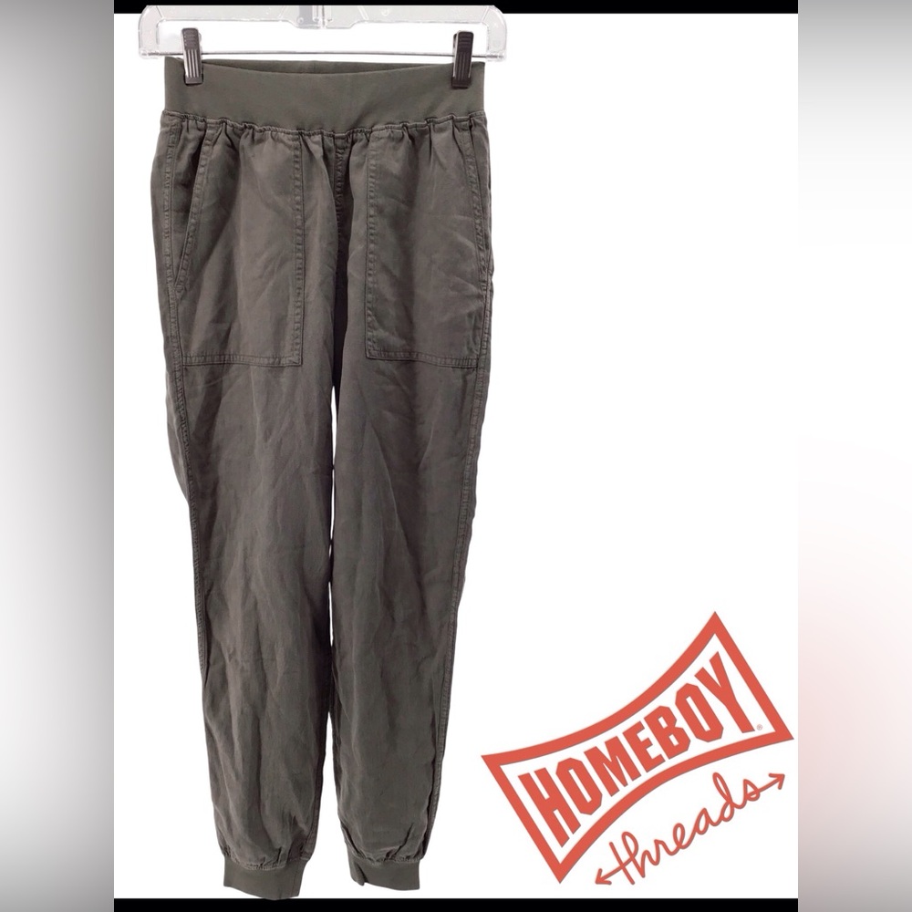Faherty Women's Olive Cargo Pants